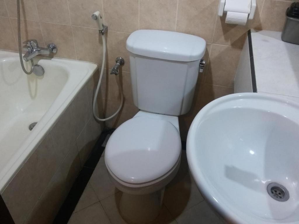 Kharisma Hotel マディウン エクステリア 写真